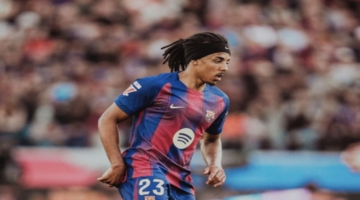 تطورات مفاجئة بشأن بند مالي جديد في عقد كوندي مع برشلونة